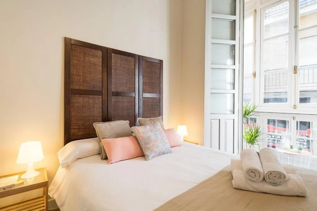 Apartment Tgh Malaga Centro Historico - Calle Alamos Spain